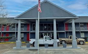 Red Carpet Inn - Houma